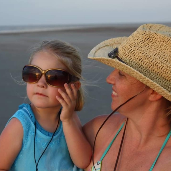 Meet your Posher, Gen - Picture 2 of 3